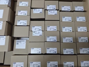 SIEMENS S7-1200 CPU 1214C DC/DC/DC <span class=keywords><strong>6ES7214</strong></span> -- <span class=keywords><strong>1AG40</strong></span>-0XB0 - Product Image 1