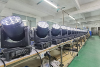 DJ-Bühnenbeleuchtung DMX512 RGBW 4-in-1 Zoom LED 7x40W Mini Beam Wash Light Moving Head