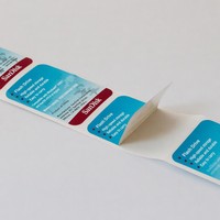 Étiquettes adhésives personnalisées écologiques et durables, imprimées en plusieurs langues, résistantes à la chaleur, pour l'emballage des pneus