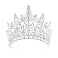 Couronne de Mariée de Luxe Personnalisée Grande Taille, Disponible en Plusieurs Couleurs, Tiare Baroque en Cristal, Accessoires de Cheveux pour Mariage, Idéale pour les Boutiques de Mariée