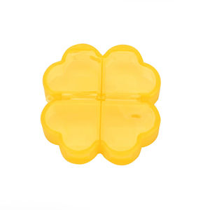 Pretty Lovely 4 Heart Combined Plastic Pill Box Organizador para almacenamiento de estuches de medicamentos - Product Image 5