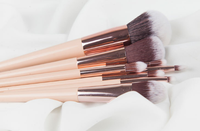 Ensemble de 8 pinceaux de maquillage professionnels en poils synthétiques doux Ms.miau, manche en bois beige, pour le visage, les yeux, le correcteur, le crayon à sourcils
