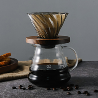 Ensemble de cafetière pour le café filtre pour le camping et les activités de plein air, avec sac de voyage, moulin à café, pot et bouilloire, emballage cadeau de Noël