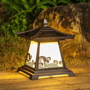 โคมไฟเสาโซลาร์เซลล์ LED สำหรับภายนอกอาคาร สีบรอนซ์ IP65 แสงวอร์มไวท์ 2700K โคมแก้ว ขั้ว E27 ตัวฐานอะลูมิเนียม 500 ลูเมน อายุการใช้งาน 50000 ชั่วโมง เหมาะสำหรับสวน - Product Image 5