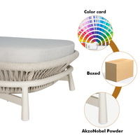 Chaise longue d'extérieur en corde tressée blanc crème avec dossier réglable et coussin beige