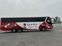 Autocar de tourisme YU-TONG BUS ZK6126D à double essieu pour passagers, 70 places, moteur avant, couleur, prix neuf, à vendre