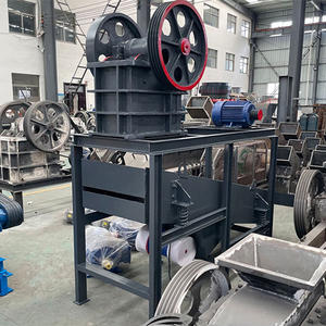 Concasseur à mâchoires pour roche dure et béton, portable, de petite taille, à moteur diesel, avec écran - Product Image 6