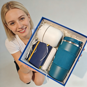 Ensemble cadeau d'entreprise personnalisé : humidificateur, carnet, gobelet, support de téléphone - Product Image 2