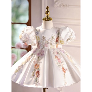 Abito da Principessa per Bambine con Ricami Floreali e Maniche a Sbuffo per Spettacoli di Pianoforte, Feste ed Eventi Nuziali - Product Image 1