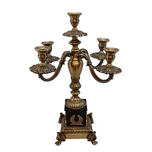 Un chandelier décoratif à 5 lumières en aluminium, finition nickel et accents en pierre. - Product Image 2
