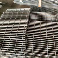 Panneau de grille en acier doux noir pour la fabrication de charges lourdes