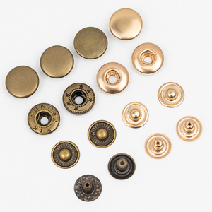 Benutzer definierte Logoiron vierteilige Druckknopf Metall Messing Press <span class=keywords><strong>Snap</strong></span> für Stoffbeutel Schuhe Hüte mit Beschichtung stech nik - Product Image 3