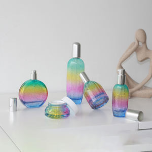 Fábrica de Decoración Personalizada Directamente de China, Botella de Vidrio para Loción de 30 ml con Degradado Arcoíris, Barata, con Bomba de Emulsión y Cabezal de Pulverización de Aluminio - Product Image 5