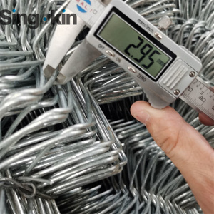 3Mm 4Mm Chuỗi Liên Kết Hàng Rào Tấm Tráng Lưới Cuộn Cyclone Trang Trại Dây Chuỗi Sử Dụng Mạ Kẽm Kim Loại Hàng Rào - Product Image 6