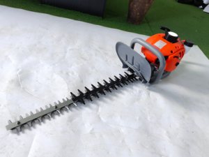 Taille-<span class=keywords><strong>haie</strong></span> UM 34F avec moteur puissant, outil <span class=keywords><strong>de</strong></span> jardinage orange et gris, machine à tondre les broussailles - Product Image 5