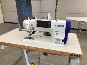 Nouvelle machine à <span class=keywords><strong>coudre</strong></span> zigzag numérique semi-sèche Juki LZ-2290CF-7 avec mécanisme d'alimentation numérique et entraînement horizontal et vertical - Product Image 3