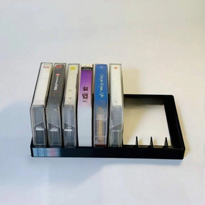 Support de rangement de cassettes audio de bureau avec fentes indépendantes pour l'affichage en boutique rétro et l'organisation à domicile, en plastique ABS noir - Product Image 1