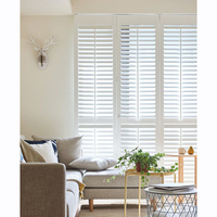 Volets de fenêtre à persiennes en bois massif sur mesure, stores horizontaux, stores modernes classiques pour appartement, villa, maison