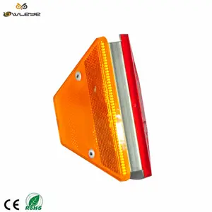 Alta strada riflettente rosso bianco riflettente autostrada barriera Guardrail protezione di sicurezza Post trapezoidale delineatore