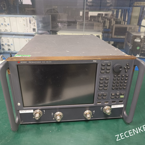 เครื่องวิเคราะห์เครือข่าย Keysight N5225B 1 เครื่อง, 10 MHz - 50 GHz, 4 พอร์ต มือสอง - Product Image 2