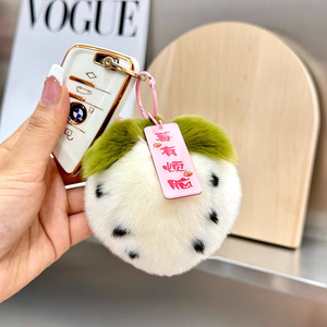 Boule de fourrure de lapin hautement personnalisée porte-clés mignon <span class=keywords><strong>fraise</strong></span> porte-clés fourrure <span class=keywords><strong>Pom</strong></span> <span class=keywords><strong>Pom</strong></span> porte-clés - Product Image 3