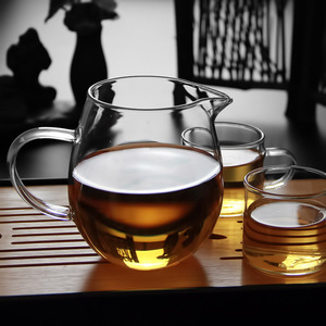 Carafe à thé en verre borosilicate résistant aux hautes températures, transparente, avec <span class=keywords><strong>filtre</strong></span>, pour la vente en gros aux fabricants - Product Image 1