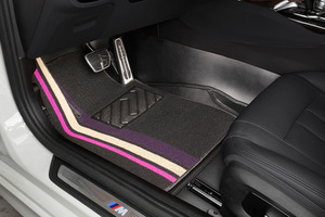 Tapetes de Piso Premium para Todo Clima para Audi Q2L E-tron, Tapetes de TPE con Ajuste OEM Personalizado - Protección Resistente para el <span class=keywords><strong>Interior</strong></span> del Vehículo - Product Image 3