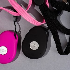 สร้อยข้อมือปุ่มเตือนภัย GPS ซิมการ์ด รุ่น EV-07B-4G สำหรับผู้สูงอายุ ยี่ห้อ Eview ผลิตภัณฑ์ยอดนิยมเพื่อความปลอดภัยส่วนบุคคล - Product Image 2