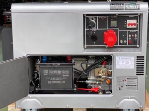 เครื่องกำเนิดไฟฟ้าดีเซลแบบพกพา 3 เฟส ขนาด 10kVA 50/60Hz แบบเงียบ 220V/380V พร้อม AVR สตาร์ทแบบรีโมท ATS โครงเปิด - Product Image 3