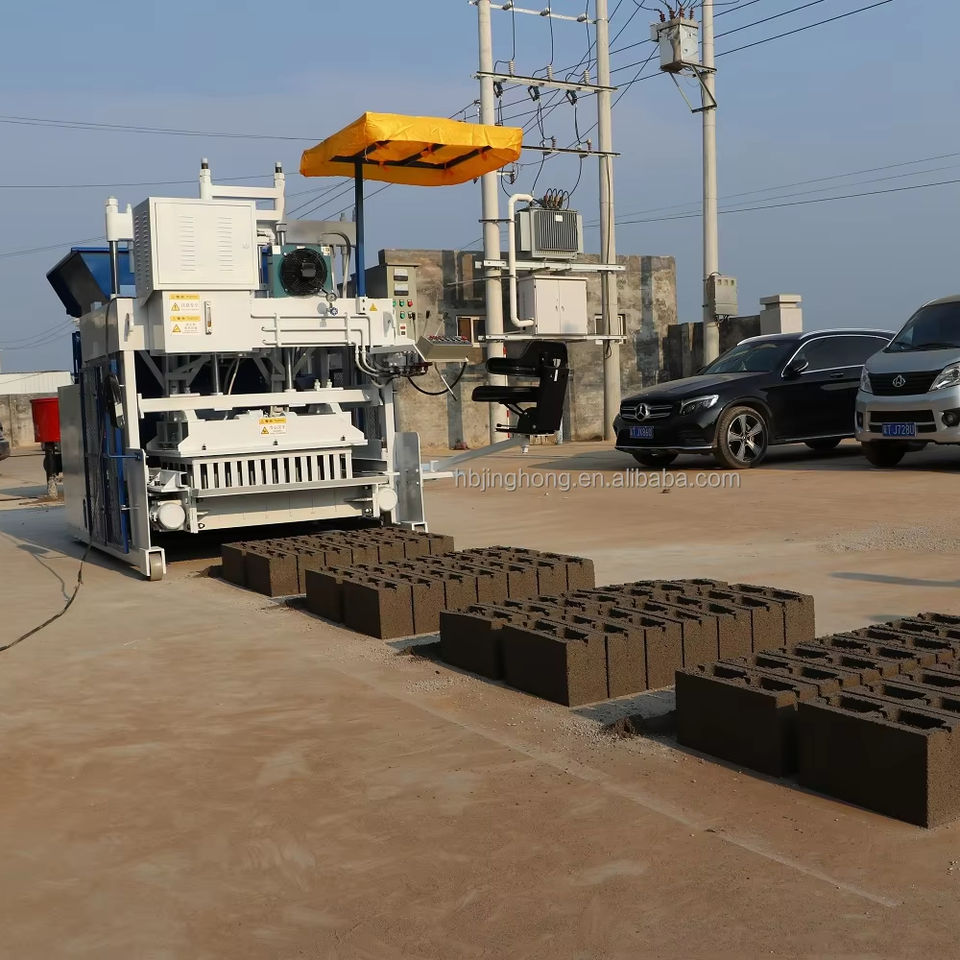 Mobile Concrete Block Machine QMY18-15 Moving Style Eggs Laying Blocks ...
