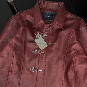 Veste en cuir PU de haute qualité, personnalisée, à revers, avec boucle de pompier et fermeture à mousqueton, pour la mode - Product Image 2