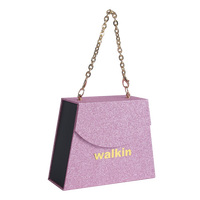 Boîte cadeau rectangulaire rose pailletée avec couvercle rabattable, sangle en chaîne dorée, logo personnalisé, emballage cosmétique haut de gamme