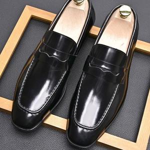 รองเท้าหนังผู้ชายแนวธุรกิจย้อนยุคคุณภาพสูงผลิตตามสั่ง - Product Image 1