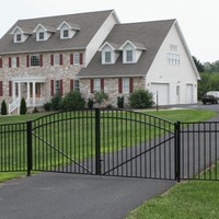 Dessin de porte extérieure de villa personnalisée en usine Conceptions de porte en fer moderne Conception de porte en fer forgé