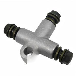 Nouvel adaptateur <span class=keywords><strong>de</strong></span> ligne <span class=keywords><strong>de</strong></span> <span class=keywords><strong>frein</strong></span> hydraulique à 3 voies en forme <span class=keywords><strong>de</strong></span> T avec boulon banjo M10 pour moto, <span class=keywords><strong>quad</strong></span>, VTT modèle A98 argenté - Product Image 6