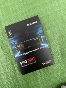 Wholesale Samsung 990pro <b>M</b>.<b>2</b> <b>SSD</b> <b>1TB</b> Internal Solid State Drive for Laptop Desktop PC High Speed Data Storage MZ-V9P1T0BW - Product Image 2