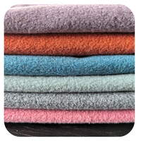 Tissu en suède cationique Dralon 100 % polyester de MY Knit Factory pour vêtements de détente, voitures et filles - toucher doux et pêché, ignifuge