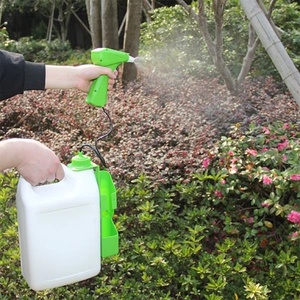 Pulvérisateur à gâchette réglable 38/400 pour usage domestique et jardinage, alimenté par piles 4*1.5A, avec étui et bouteille - Product Image 5