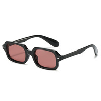 Lunettes de soleil rétro Y2K, petites lunettes carrées, monture étroite vintage, lunettes de mode, verres colorés tendance pour hommes et femmes, pour la conduite