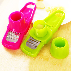 Garlic <b>Grinder</b> Manual Plastic Green Rose Red Kitchen <b>Herb</b> Spice Tool Crusher Press - Product Image 2