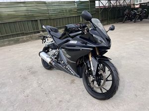 Motocyclette à essence Falcon R25 d'occasion - Refroidissement par eau, injection électronique de carburant, <span class=keywords><strong>250cc</strong></span> - Product Image 3