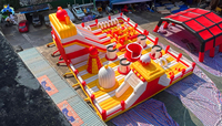 Parcours d'obstacles gonflable géant commercial avec jeux d'escalade et toboggans pour enfants et adultes