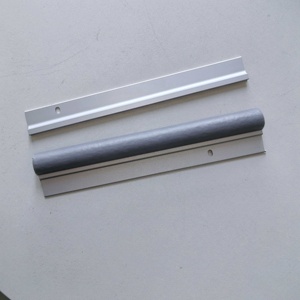 Joint <span class=keywords><strong>de</strong></span> <span class=keywords><strong>bas</strong></span> <span class=keywords><strong>de</strong></span> <span class=keywords><strong>porte</strong></span> moderne en alliage <span class=keywords><strong>de</strong></span> zinc, bande d'étanchéité en <span class=keywords><strong>aluminium</strong></span> haute durabilité, joint <span class=keywords><strong>de</strong></span> <span class=keywords><strong>bas</strong></span> <span class=keywords><strong>de</strong></span> <span class=keywords><strong>porte</strong></span> pour chambre, extérieur et salon - Product Image 2