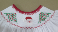 Robe de Noël blanche brodée à la main pour filles, avec broderie Père Noël et sapin, manches bouffantes et bordure rouge, vêtements de fête pour tout-petits