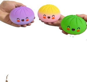 Juguete Sensorial Antiestrés de Peluche con Forma de Bollo Relleno al Vapor, Bola de Agua para Aliviar el Estrés, Juguete para Apretar y Descomprimir - Product Image 4