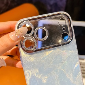 Funda plateada con diseño de plumas y ventana grande para iPhone 17 Pro Max, también compatible con iPhone Air/16 Plus con protector de lente - Product Image 6