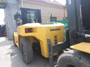 Chariot élévateur d'occasion KOMATSU FD160 pour travaux de terrassement - Offre Spéciale - Product Image 2