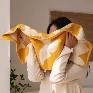 Serviette de bain et drap de lit en coton luxueux, hypoallergéniques, doux pour la peau, à motifs de dessins animés, écologiques, en jacquard, pour la salle de sport et la baignade - Product Image 3