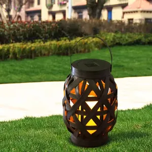 Luzes decorativas de jardim para paisagem ao ar livre, lanterna de vime cinza com cabo LED solar cintilante