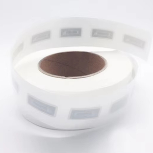 Kích thước tùy chỉnh dính giấy cuộn RFID/<span class=keywords><strong>NFC</strong></span> Nhãn dán nhãn truy cập bán buôn tùy chỉnh dán <span class=keywords><strong>13.56MHz</strong></span> HF RFID f8213 <span class=keywords><strong>NFC</strong></span> Tag - Product Image 1